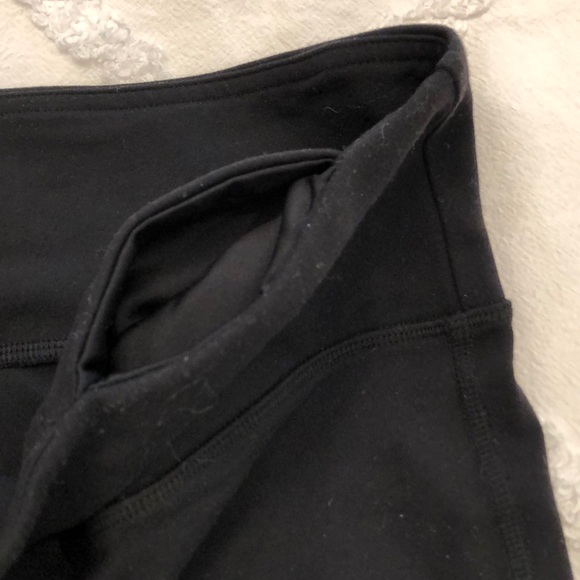 ALO ruching yoga goddess pants - Picture 2 of 4